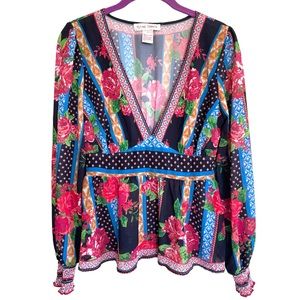 FLYING TOMATO Women’s Black Floral Peasant Blouse Size Small